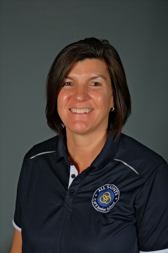Photo of Mrs Sarah Thompson